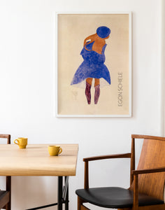pige i blå kjole  |  EGON SCHIELE  |  KUNSTPLAKAT - decoARTE